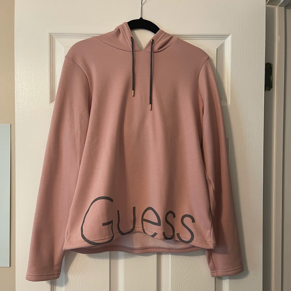 Guess sweatshirt